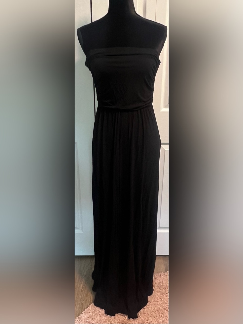 West Kei Classic Strapless Maxi Dress in Black